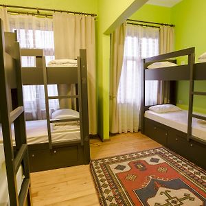 Dormitory Room Mixed
